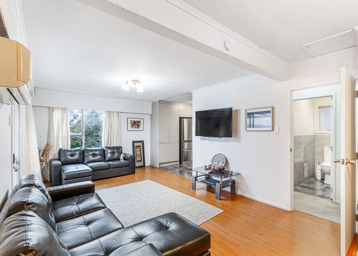  at 13 Redwood drive, Massey, Waitakere City, Auckland