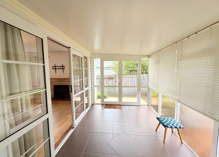  at 12 Sherrybrooke Place, Sunnyvale, Waitakere City, Auckland