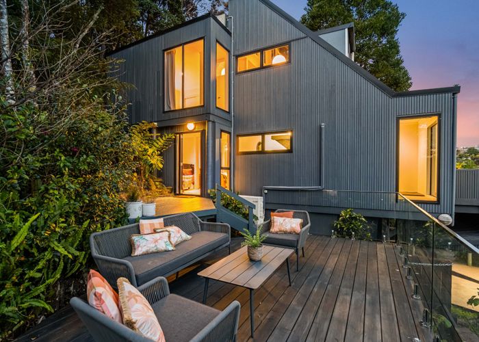  at 35 Pluto Place, Beach Haven, North Shore City, Auckland