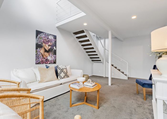  at 7/140 Office Road, Merivale, Christchurch