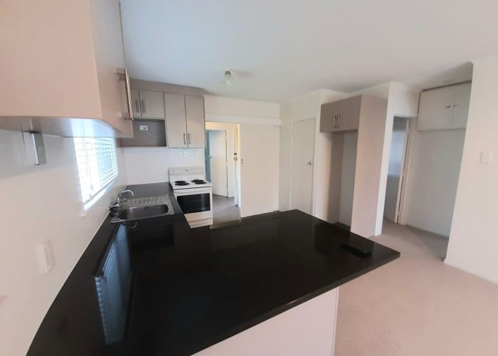  at 4/26 Rogan Street, Mount Roskill, Auckland City, Auckland