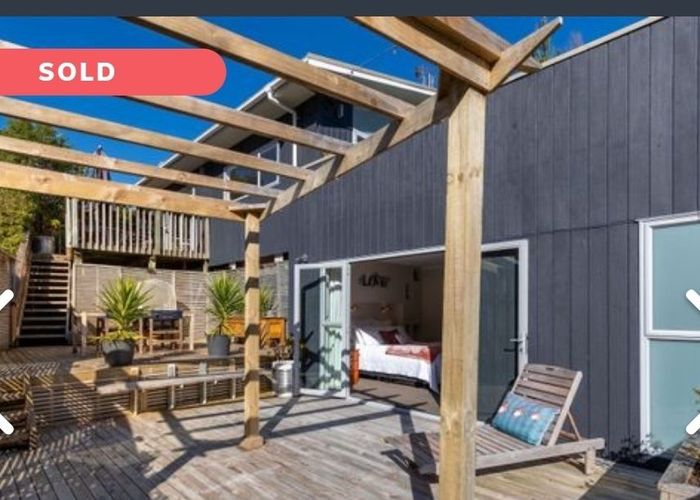  at 41 Norana Road, Maoribank, Upper Hutt