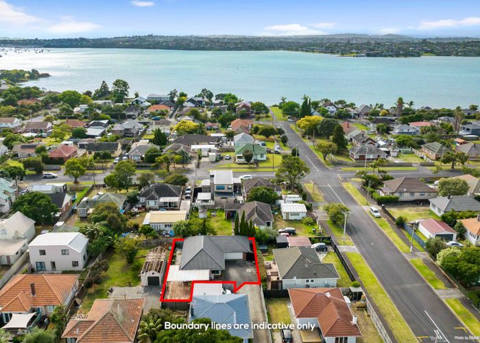  at 26A Kawiti Avenue, Point England, Auckland
