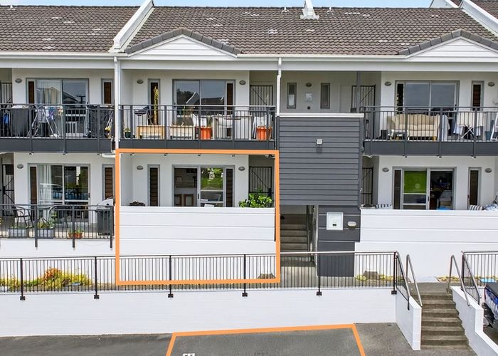  at E3/71 Spencer Road, Albany, North Shore City, Auckland