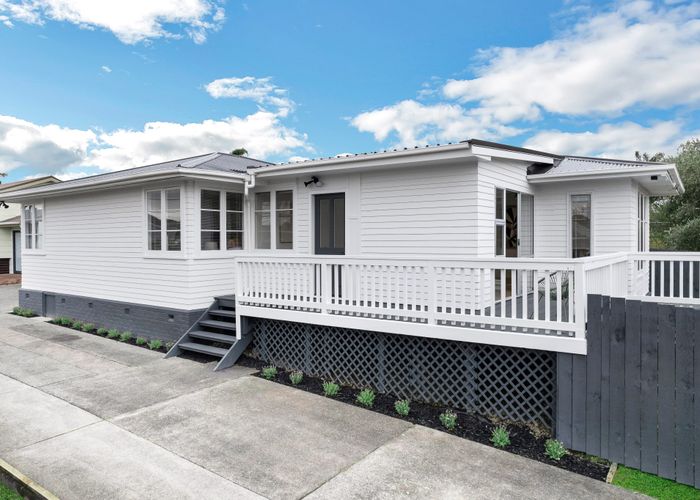  at 1/41 Strid Road, Te Atatu South, Auckland