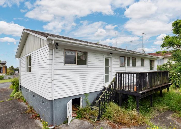  at Glendene, Waitakere City, Auckland