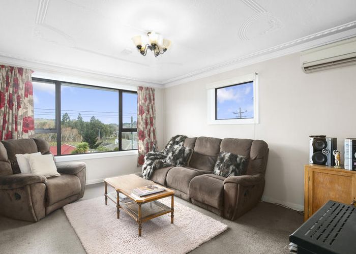 at 15 Waldron Crescent, Green Island, Dunedin