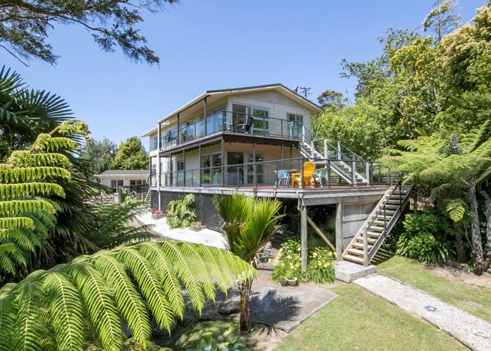  at 728A South Titirangi Road, Titirangi, Auckland