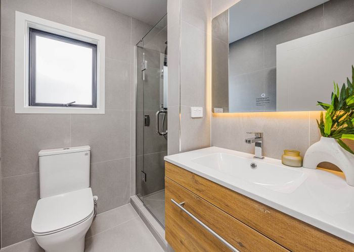  at 5 Chardi Kala Way, Papatoetoe, Manukau City, Auckland