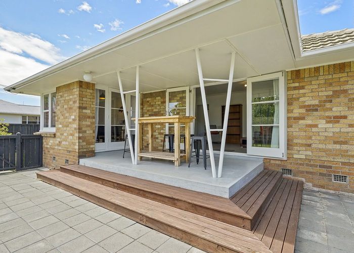  at 128 Beerescourt Road, Beerescourt, Hamilton
