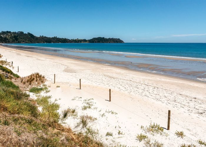  at 1E/3 Fourth Avenue, Waiheke Island, Auckland
