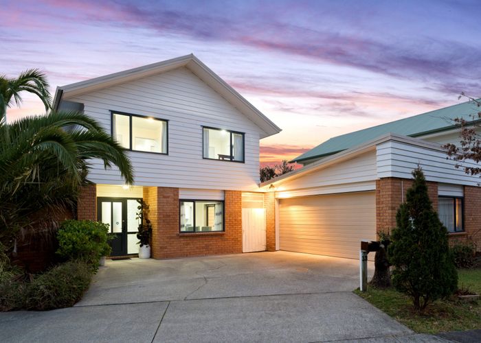  at 13 Pyramid Place, Glen Eden, Auckland