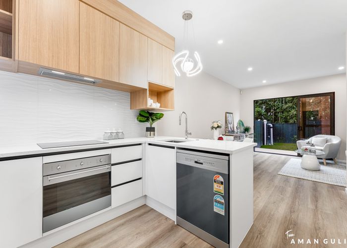  at 19 Don Oliver Lane, Glen Eden, Waitakere City, Auckland