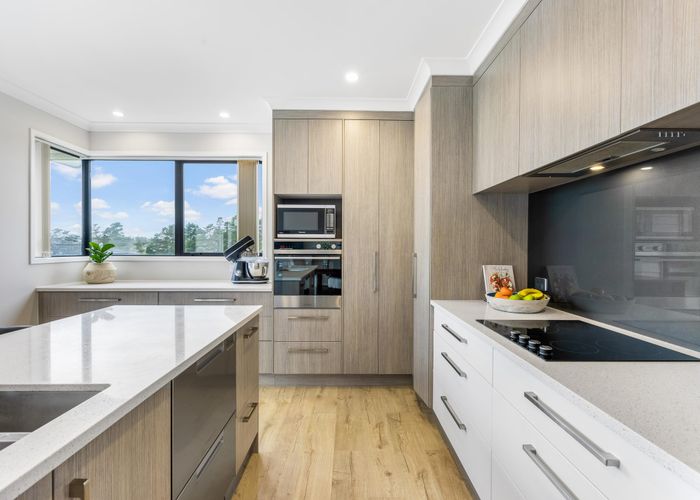  at 16 Grut Greens, Silverdale, Silverdale