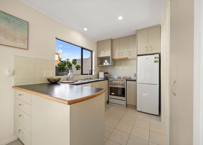  at 1/40 Atkin Avenue, Mission Bay, Auckland City, Auckland
