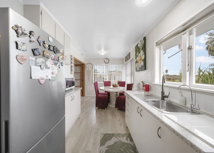  at 9 Manston Road, Mangere, Manukau City, Auckland