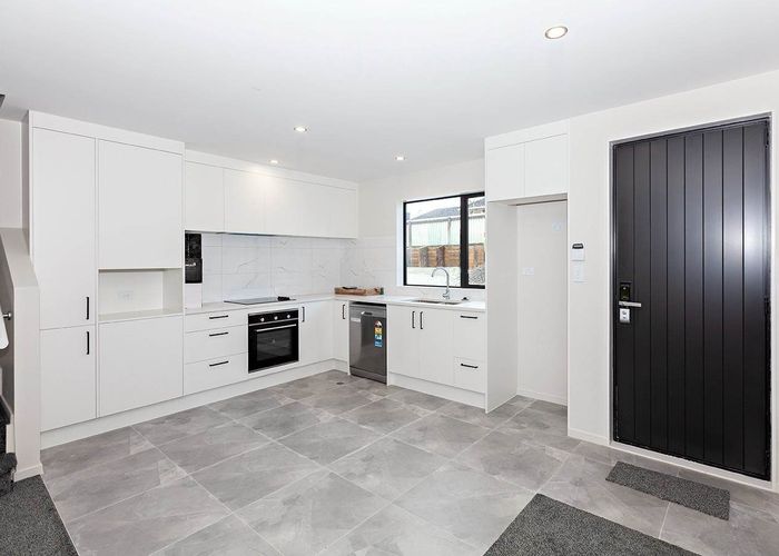  at 16B Bolton Place, Otara, Manukau City, Auckland