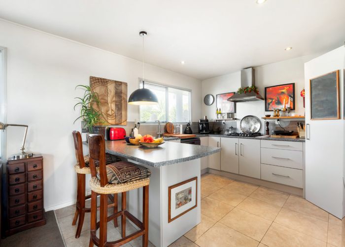  at 1/141 Mokoia Road, Birkenhead, North Shore City, Auckland