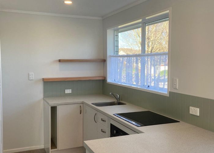  at 24a Broadfell Ave, Avonhead, Christchurch City, Canterbury