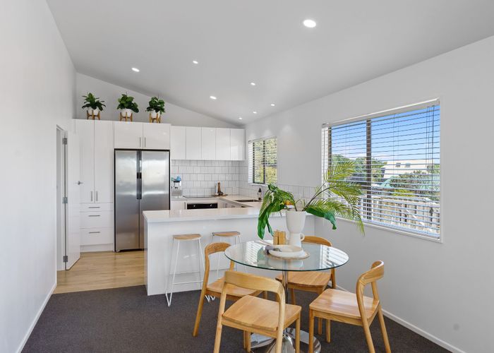  at 116 Field Way, Waikanae Beach, Waikanae