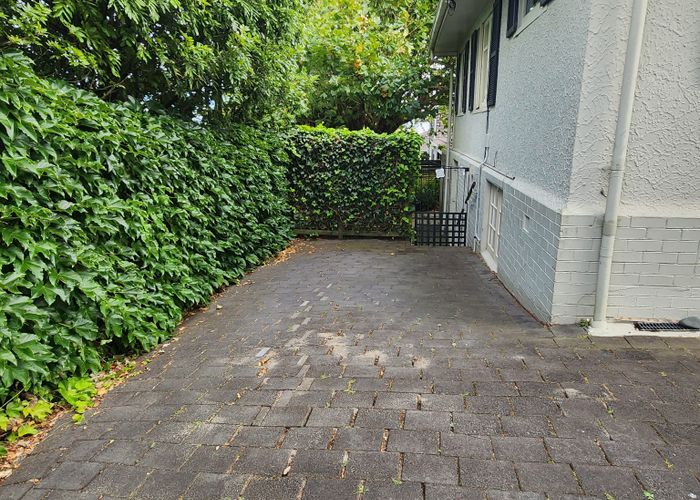  at 40A St Johns Road - Furnished incls power, water, Sky TV, Internet, Meadowbank, Auckland City, Auckland