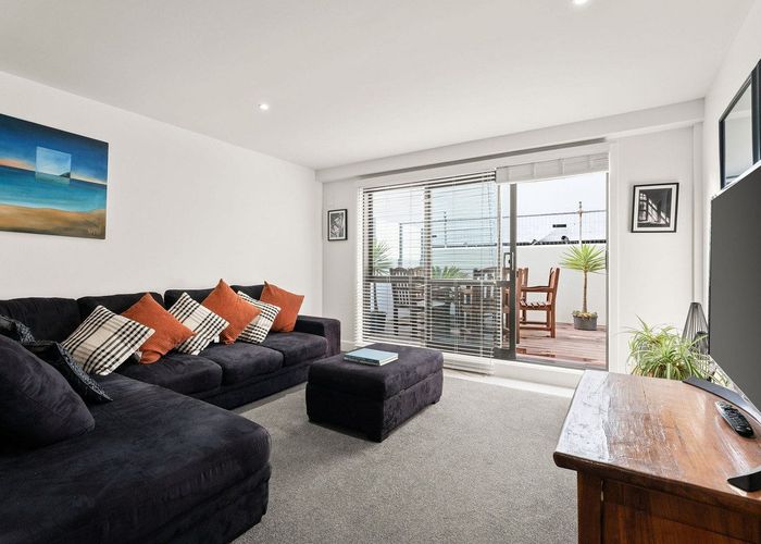  at 6 Adams Avenue, Mount Maunganui, Mount Maunganui