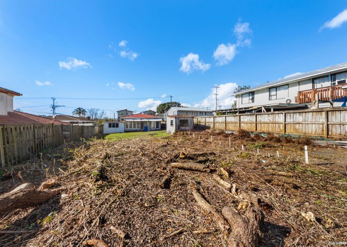  at 27 Astley Avenue, New Lynn, Waitakere City, Auckland