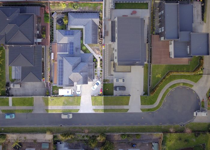  at 26 Roxborough Place, East Tamaki Heights, Manukau City, Auckland