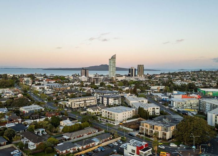  at 11/70 Killarney Street, Takapuna, North Shore City, Auckland