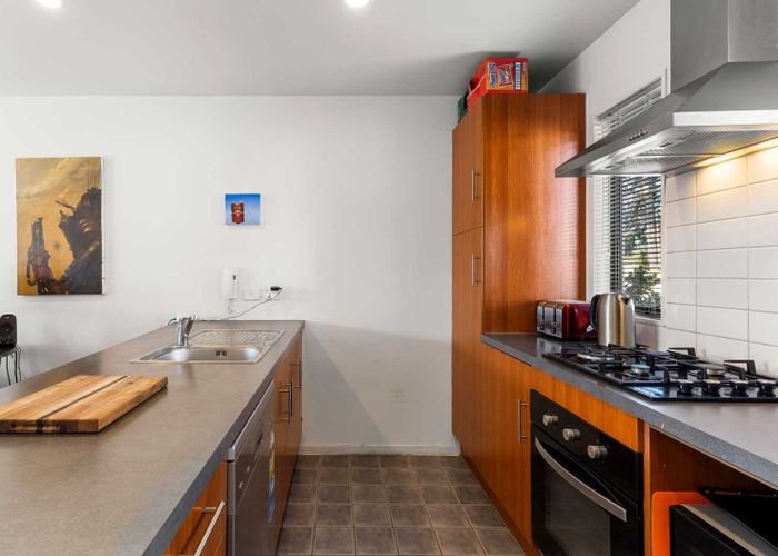  at 8/42 Holly Street, Avondale, Auckland City, Auckland