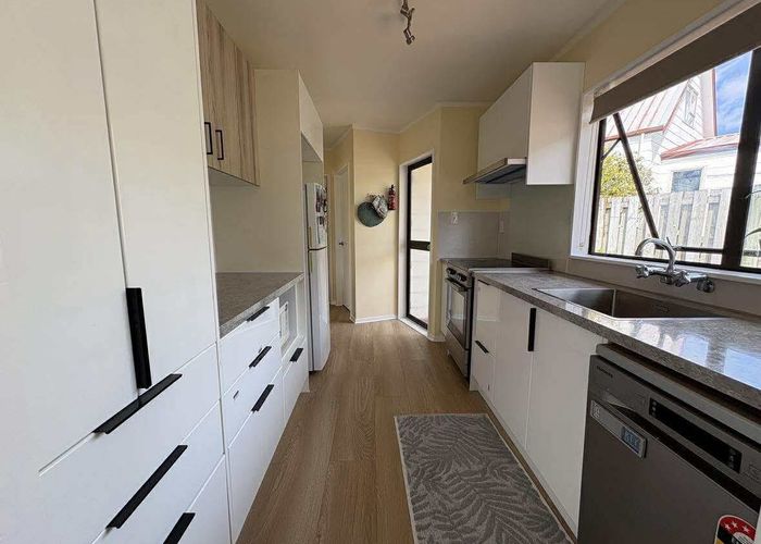  at 3 Fenchurch Grove, Stokes Valley, Lower Hutt, Wellington