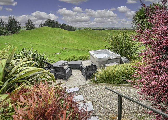  at 1215 Taihape Road, Sherenden