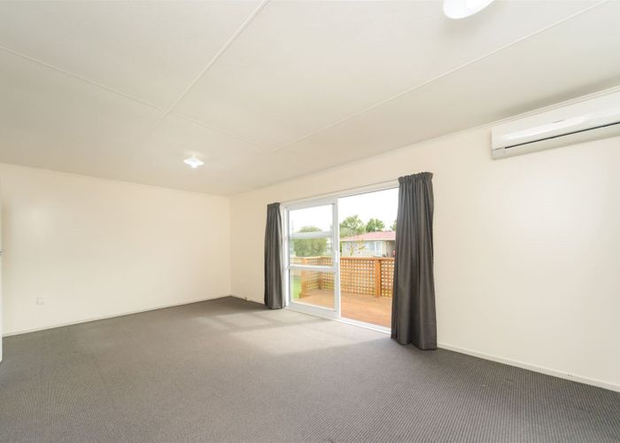  at 2 Leslie Avenue, Cloverlea, Palmerston North