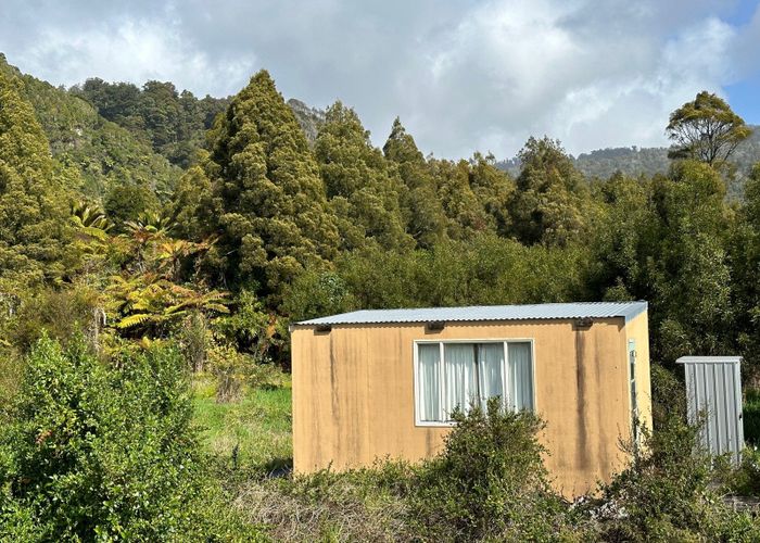  at 47 Glasseye Drive, Karamea, Buller, West Coast