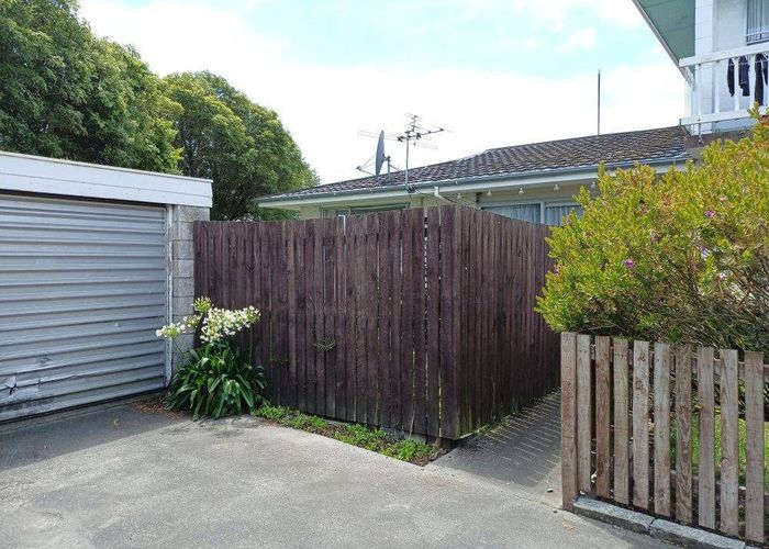  at 2/605 Hereford Street, Linwood, Christchurch City, Canterbury