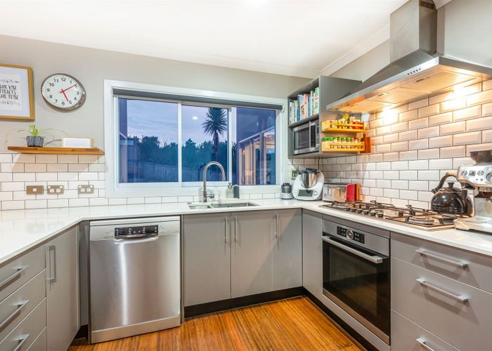  at 51 Nelson Avenue, Aotea, Porirua