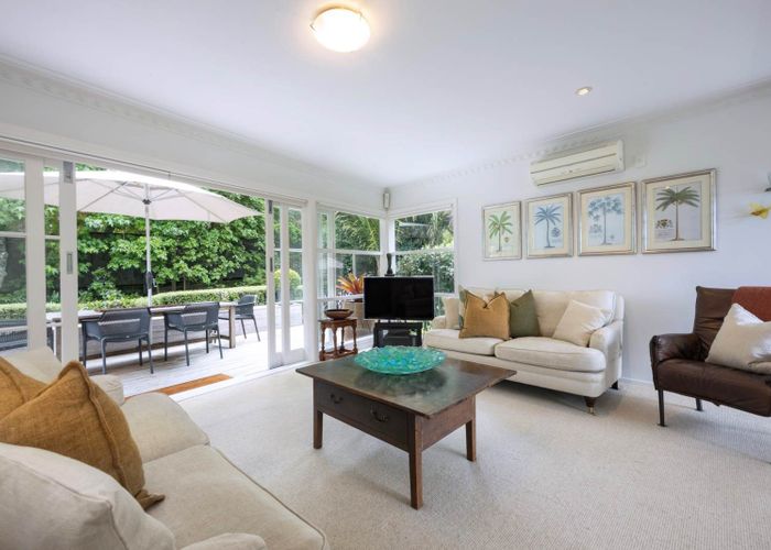  at 541a South Titirangi Road, Titirangi, Waitakere City, Auckland