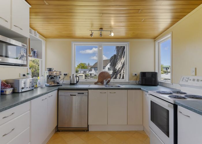  at 12 Pohutukawa Road, Beachlands, Auckland