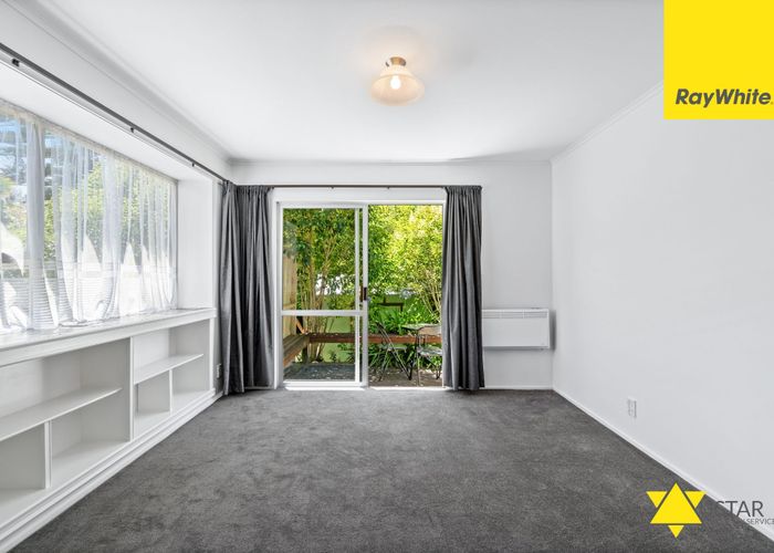  at Flat/102 Glendale Road, Glen Eden, Waitakere City, Auckland
