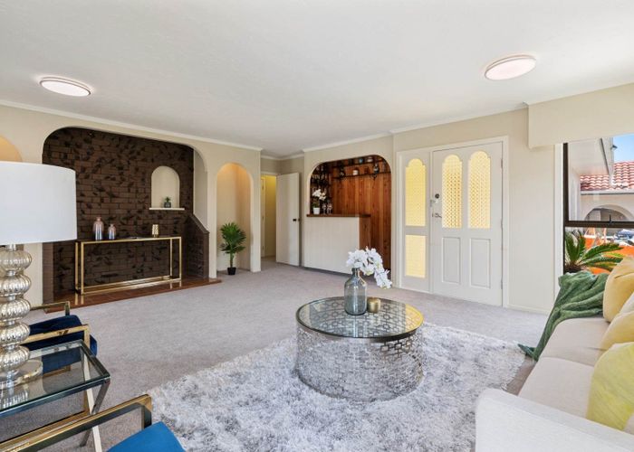  at 291 Albany Highway, Rosedale, Auckland