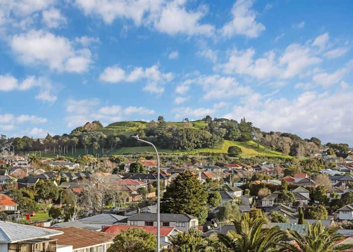  at 7/12 Jasper Avenue, Mount Roskill, Auckland City, Auckland