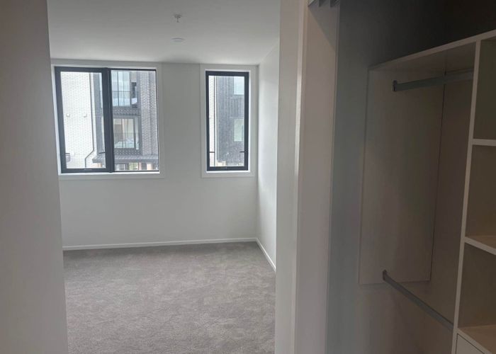  at 2/28 Pennant Street, Long Bay, North Shore City, Auckland