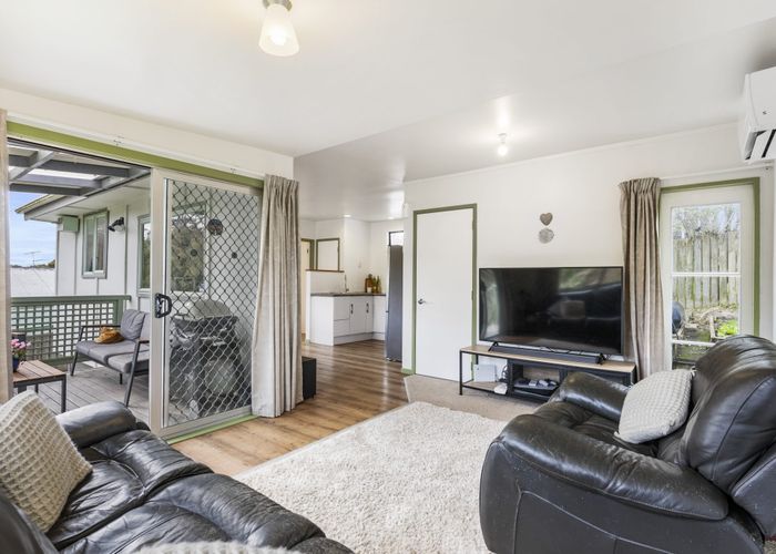  at 1/645 Swanson Road, Swanson, Auckland