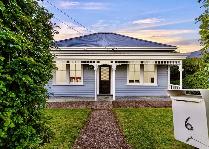  at 6 Halesowen Avenue, Sandringham, Auckland