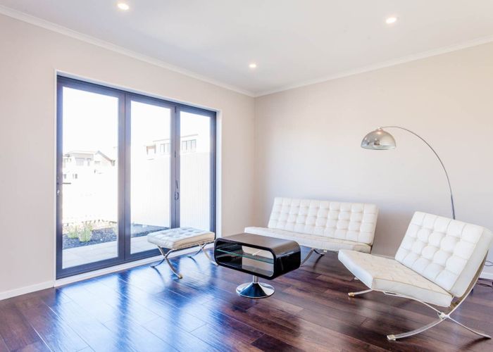  at 33 Tahuhu Road, Mount Wellington, Auckland City, Auckland