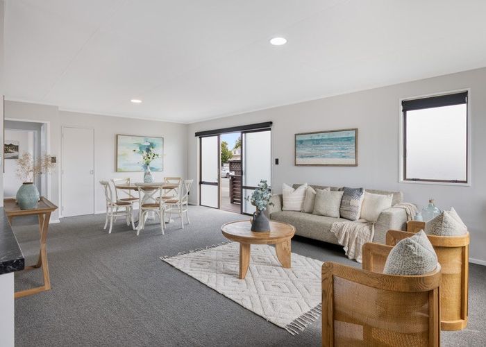  at 190 Windermere Drive, Poike, Tauranga
