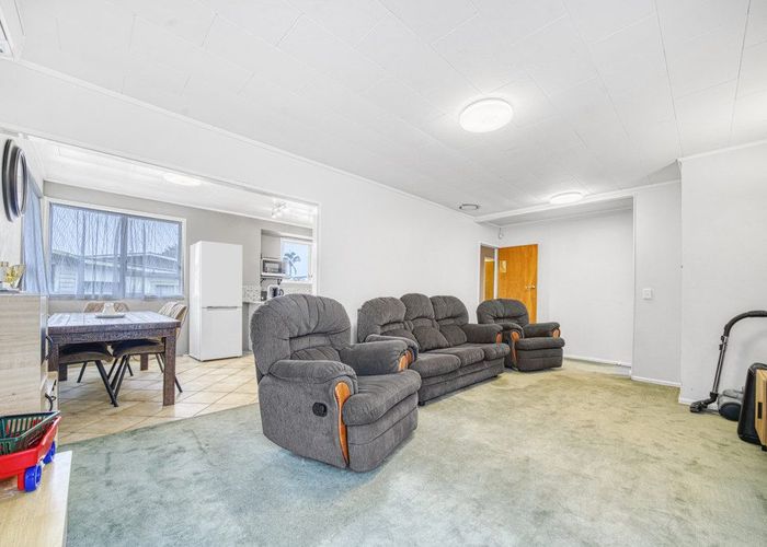  at 5 Bedlington Avenue, Manurewa, Manukau City, Auckland