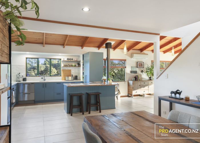  at 478 Huia Road, Laingholm, Auckland