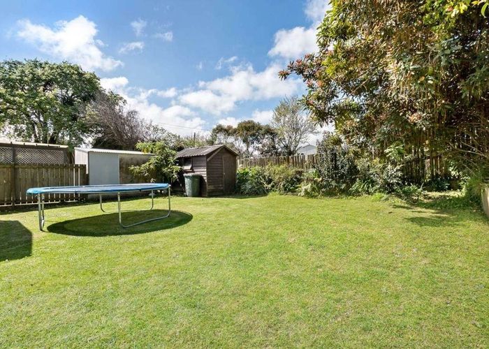  at 2 Albertson Place, Manurewa, Manukau City, Auckland