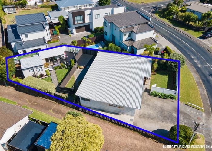  at 129a Nile Road, Milford, North Shore City, Auckland